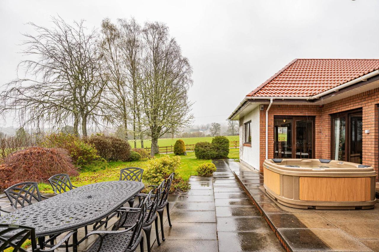 Holiday home Corrie House With Hot Tub *